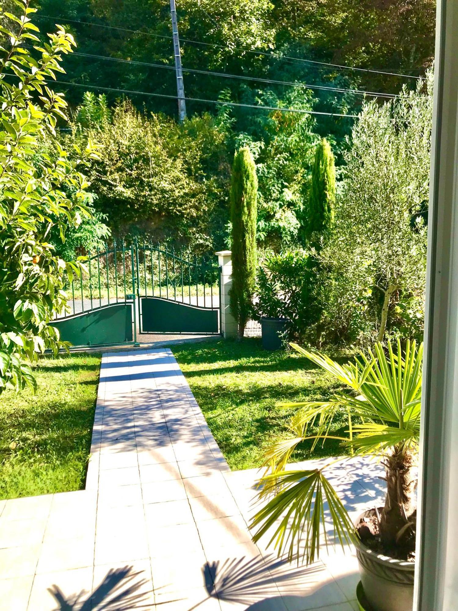 Villa Maison Blanche Tulle 1 A 4 Personnes Buitenkant foto