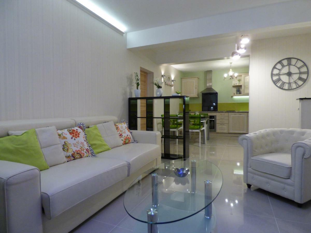 Villa Maison Blanche Tulle 1 A 4 Personnes Buitenkant foto