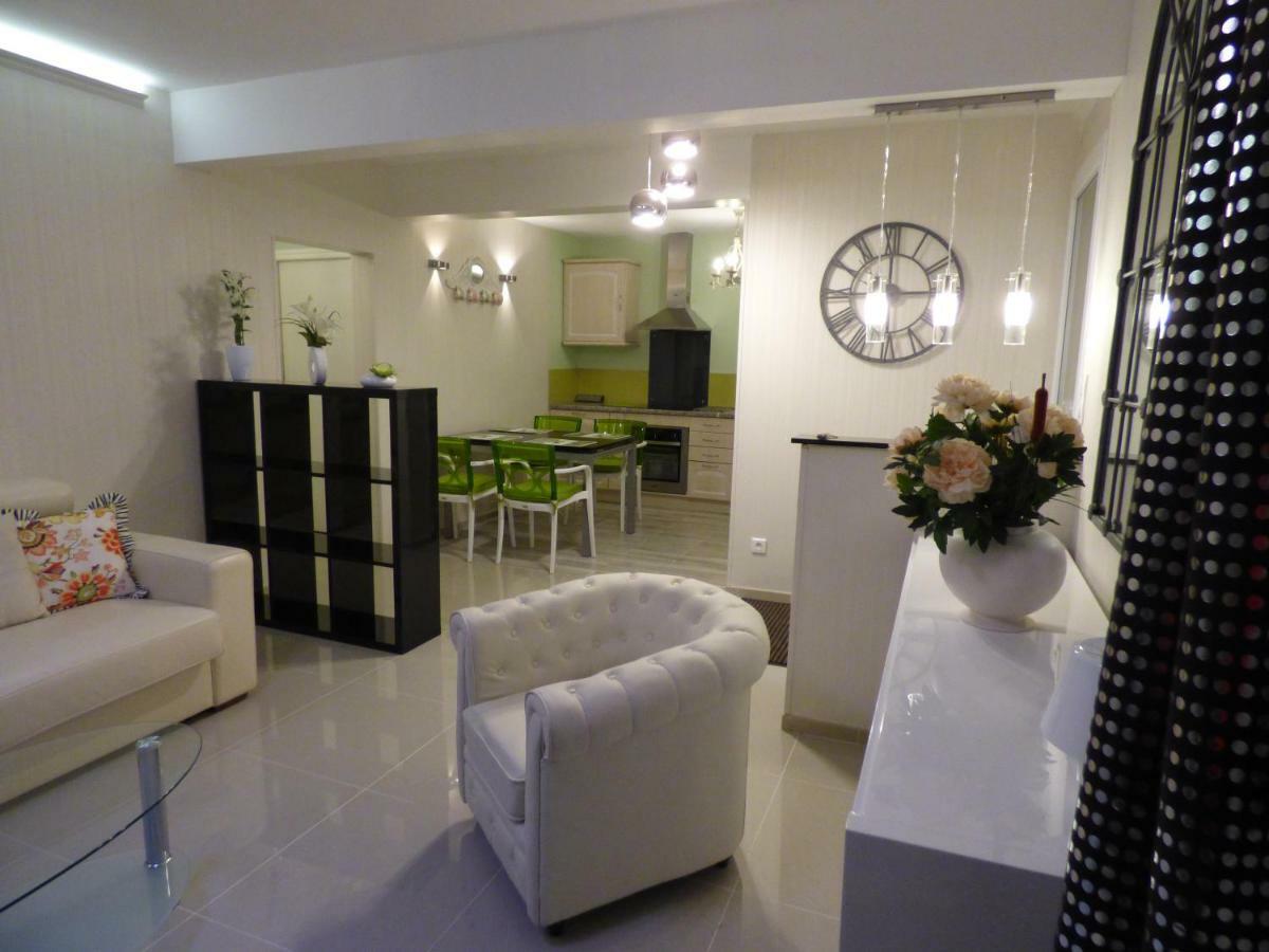 Villa Maison Blanche Tulle 1 A 4 Personnes Buitenkant foto